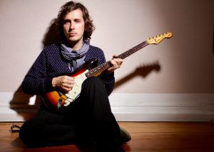 DAVID HUHN Singer Songwriter